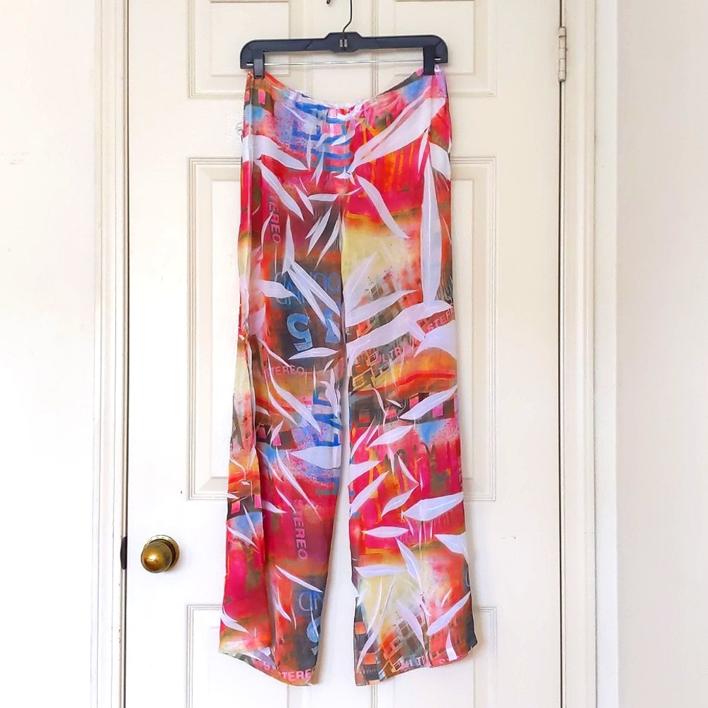 Nwot. Carolina Multi Color Pattern And Words Shee… - image 1